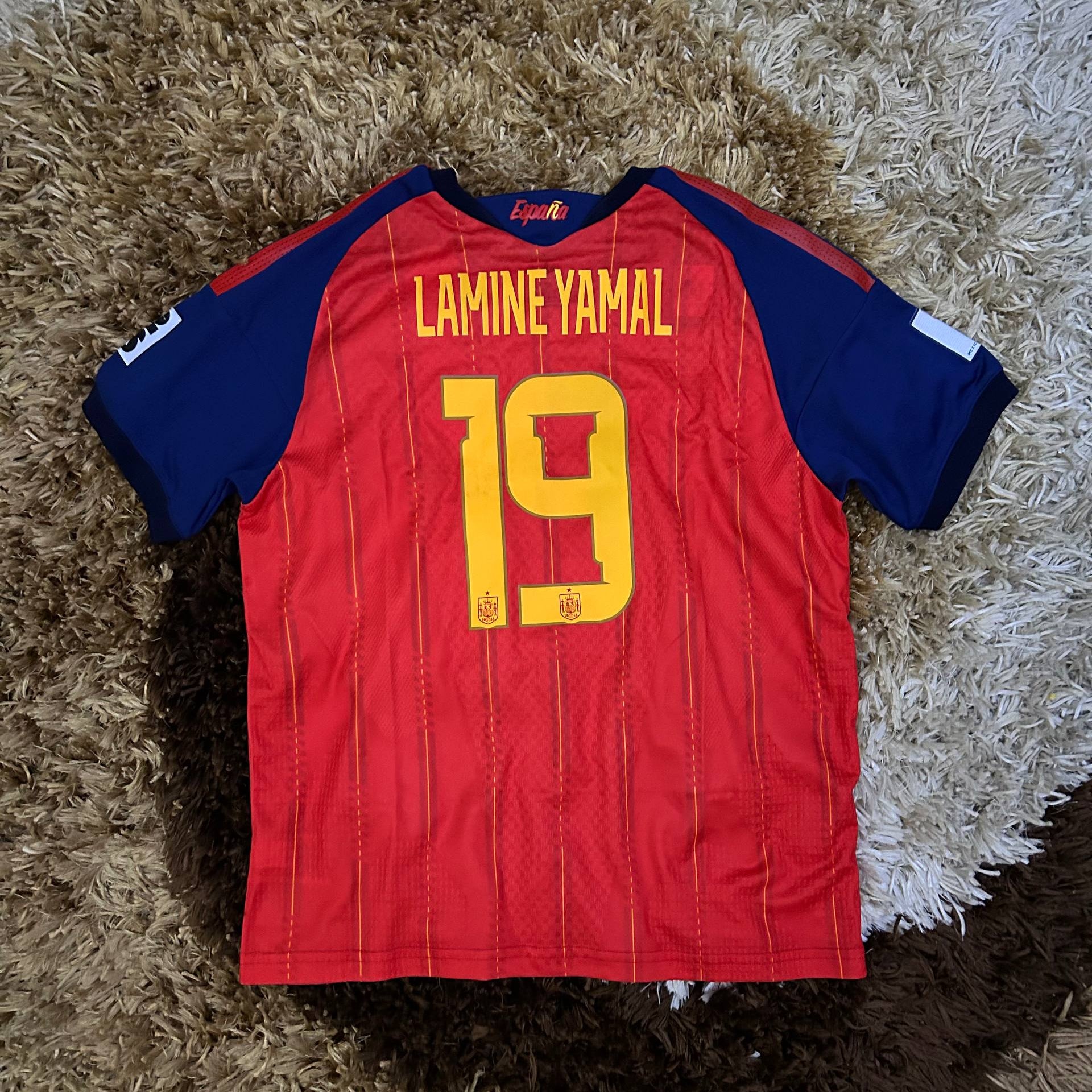 ESPAÑA LOCAL LAMINE YAMAL TERMOSELLADA